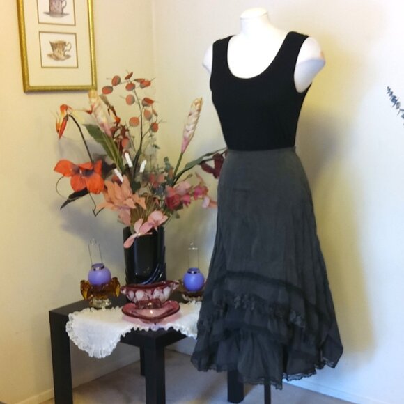 NWT Women Olive Green 3-Layers of Tiered Ruffle Lace Design Midi Skirts L 12 - Picture 10 of 15